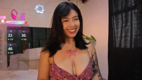 Susana W online show from 11.04.25