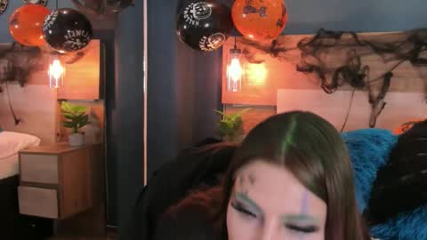 Susan online show from 10.31.25