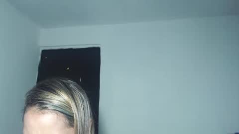 Snapshot of susanleroy chatting on 02.13.25 susanleroy online show from 02.13.25