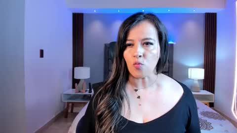 Susan  Everyday From 0530 to 1430 Col Time online show from 12.04.25