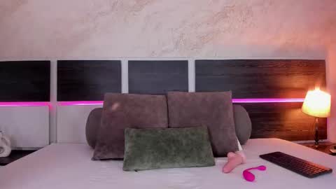 susanna_cute online show from 11.08.25