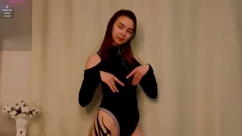Snapshot of susannahtrojahn chatting on 05.19.26 susannahtrojahn online show from 05.19.26