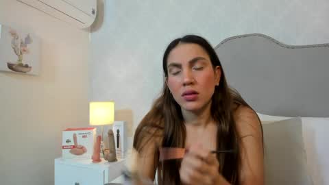 Snapshot of susanthomass chatting on 04.25.26 susanthomass online show from 04.25.26