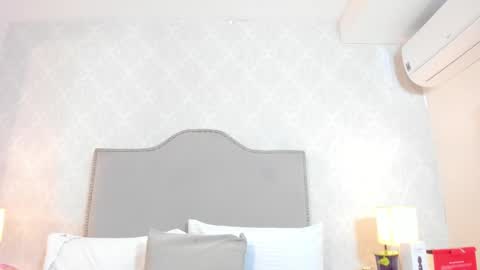 Snapshot of susanthomass chatting on 05.15.26 susanthomass online show from 05.15.26