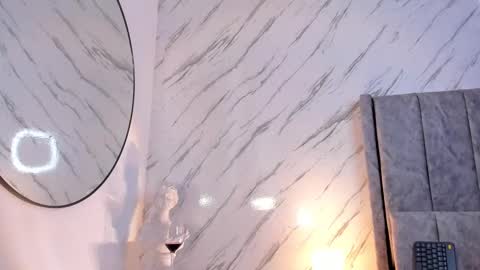 susisuarez online show from 02.26.25