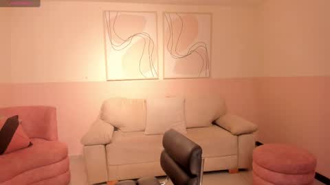 Sussan online show from 02.26.25