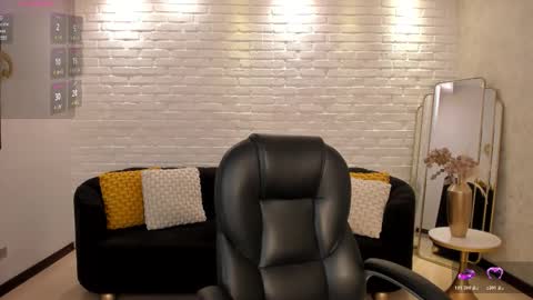 Sussan online show from 10.19.25