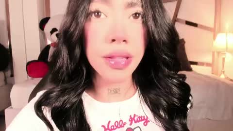 Snapshot of sussie_thompsom chatting on 07.17.26 Sussie Tompsom online show from 07.17.26