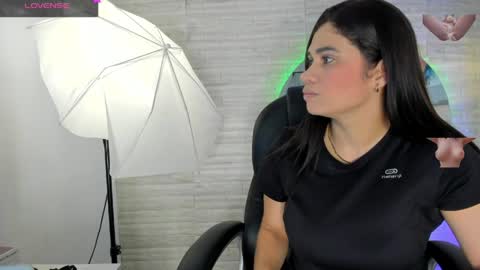 Snapshot of sussy__stone chatting on 03.20.26 online show from 03.20.26