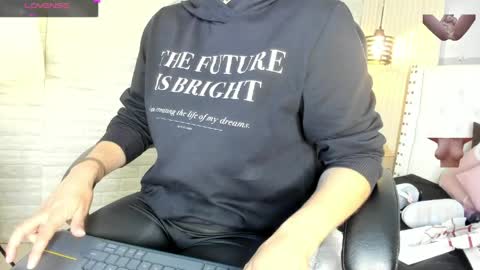 Snapshot of sussy__stone chatting on 04.09.26 online show from 04.09.26
