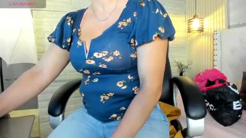 Snapshot of sussy__stone chatting on 05.11.26 online show from 05.11.26