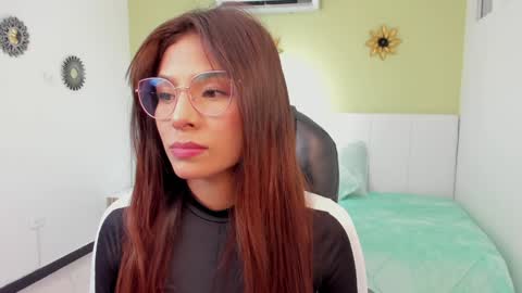 Snapshot of sussy_sweet4u chatting on 02.02.25 sussy_sweet4u online show from 02.02.25