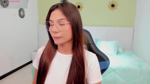 Snapshot of sussy_sweet4u chatting on 02.23.25 sussy_sweet4u online show from 02.23.25