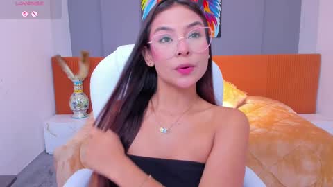 Snapshot of sussy_sweet4u chatting on 02.25.25 sussy_sweet4u online show from 02.25.25