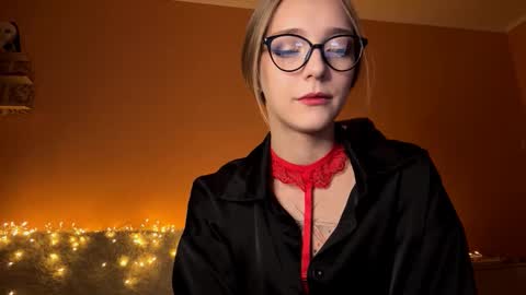 Jessica online show from 10.11.25