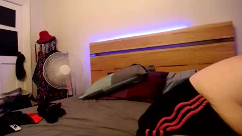 suzie stardust online show from 01.09.26