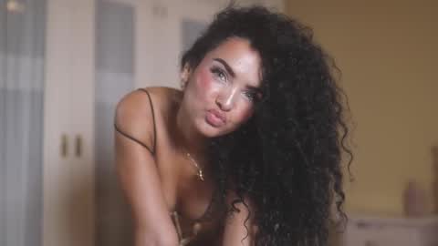 suzysuza online show from 02.08.26