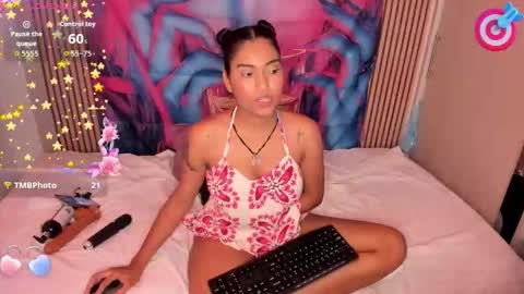 suzzann_rugg online show from 10.16.25