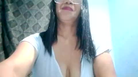 suzzie_hot online show from 09.30.25