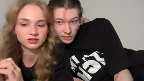 Snapshot of swaggaenjoyer chatting on 04.15.26 Denis and Mia online show from 04.15.26