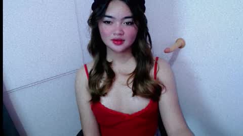 Snapshot of swallow_cummersx chatting on 09.26.25 Jasmine online show from 09.26.25