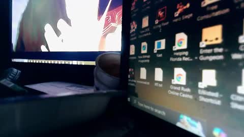 Snapshot of swampwolf chatting on 12.24.24 deprivedepravity online show from 12.24.24