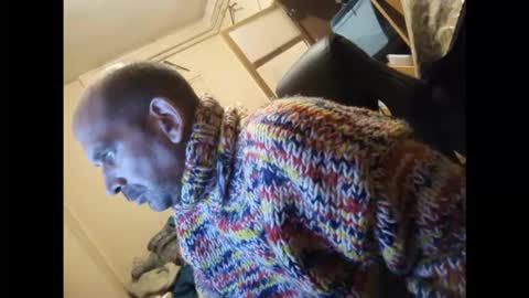 sweaterboy666 online show from 09.17.25