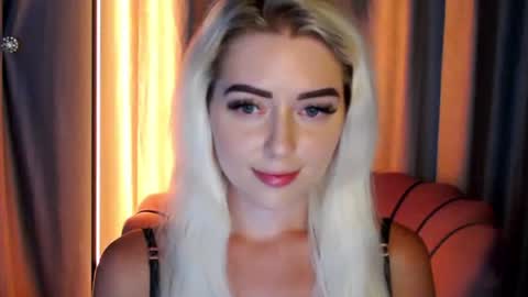 Snapshot of sweeet_angelll chatting on 07.02.26 sweeet angelll online show from 07.02.26