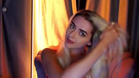 Snapshot of sweeet_angelll chatting on 07.22.26 sweeet angelll online show from 07.22.26