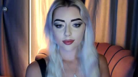 Snapshot of sweeet_angelll chatting on 07.27.26 sweeet angelll online show from 07.27.26