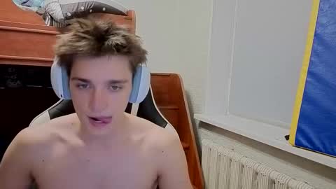 sweeetyangeel online show from 10.23.25