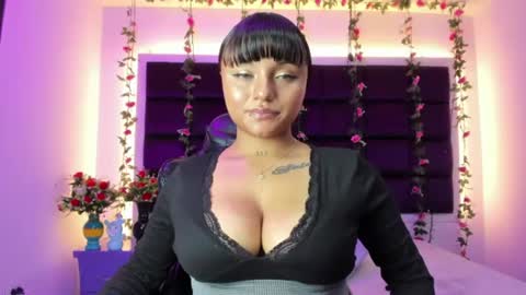 Snapshot of sweelanna chatting on 07.24.26 sweet ana online show from 07.24.26