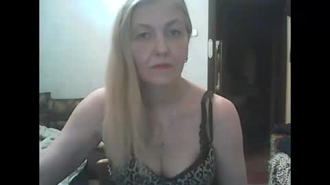 Snapshot of sweet4blonde67 chatting on 01.29.25 sweet4blonde67 online show from 01.29.25
