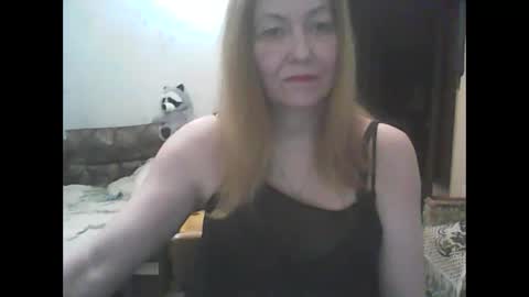 Snapshot of sweet4blonde67 chatting on 11.12.25 sweet4blonde67 online show from 11.12.25