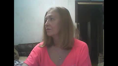 Snapshot of sweet4blonde67 chatting on 06.11.26 sweet4blonde67 online show from 06.11.26