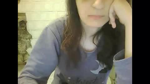 Snapshot of sweet4y0u chatting on 04.17.26 sweet4y0u online show from 04.17.26