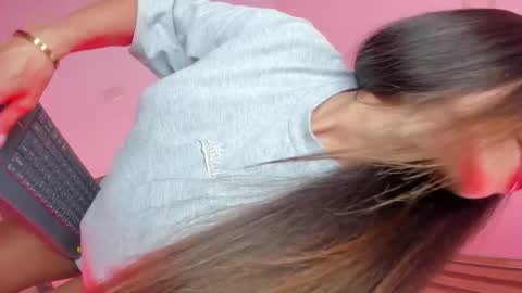 Cell Me Andrea online show from 01.08.26