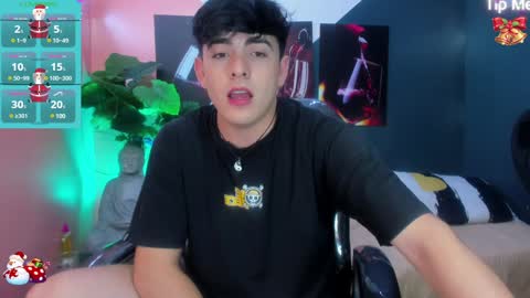 Snapshot of sweet__jeremy chatting on 12.11.24 Jeremy online show from 12.11.24