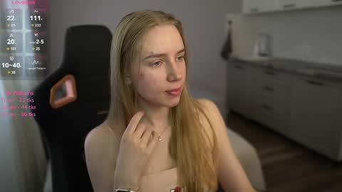 Snapshot of sweet__michelle chatting on 06.17.26 Michelle online show from 06.17.26