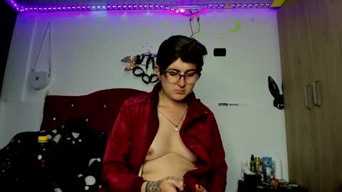 sweet__suck69bitch online show from 01.07.25