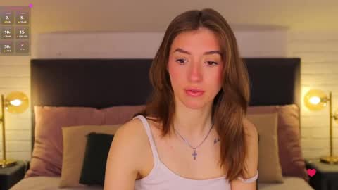 Snapshot of sweet__vikki chatting on 05.03.26 sweet__vikki online show from 05.03.26