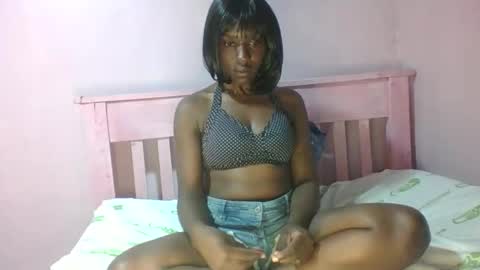 Snapshot of sweet_aaliya chatting on 05.19.26 Aaliya online show from 05.19.26