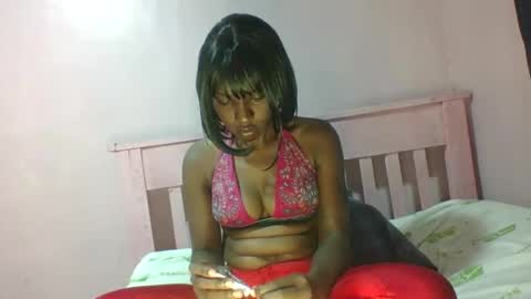 Snapshot of sweet_aaliya chatting on 05.24.26 Aaliya online show from 05.24.26
