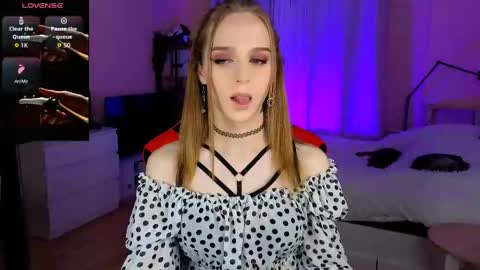 Call me Alis   online show from 09.21.25