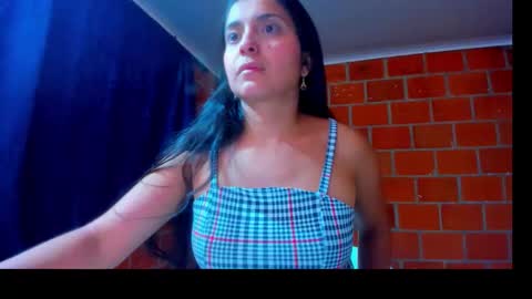 Snapshot of sweet_and_hot_alaia chatting on 02.22.26 sweet and hot alaia online show from 02.22.26