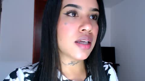 Stephanie online show from 10.20.25