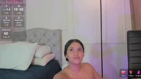 Snapshot of sweet_asheley chatting on 10.04.25 Asheley online show from 10.04.25