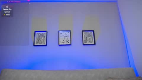 Bella Valery online show from 11.14.25