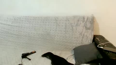 Snapshot of sweet_bluegirl chatting on 11.28.25 Sweet bluegirl online show from 11.28.25