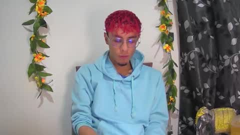 sweet_boy2224 online show from 11.14.25